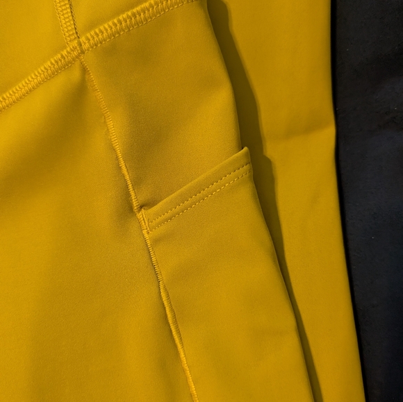 Brooks Long Tights Bundle - Picture 4 of 8